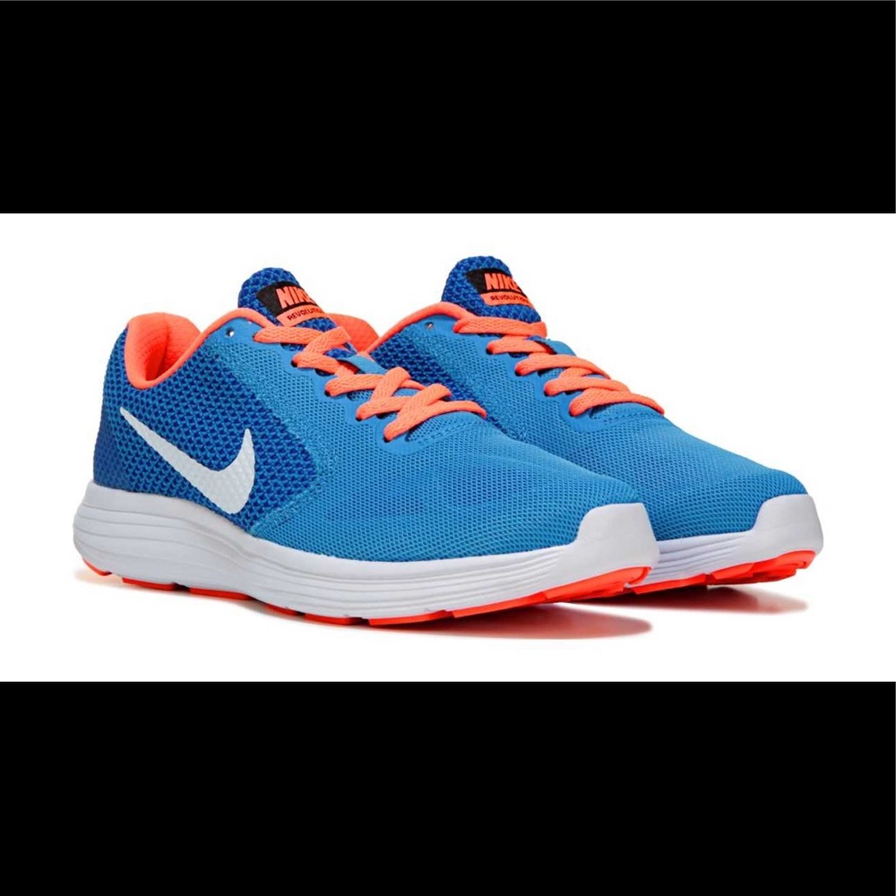 Nike Revolution 3 Tennis Shoes